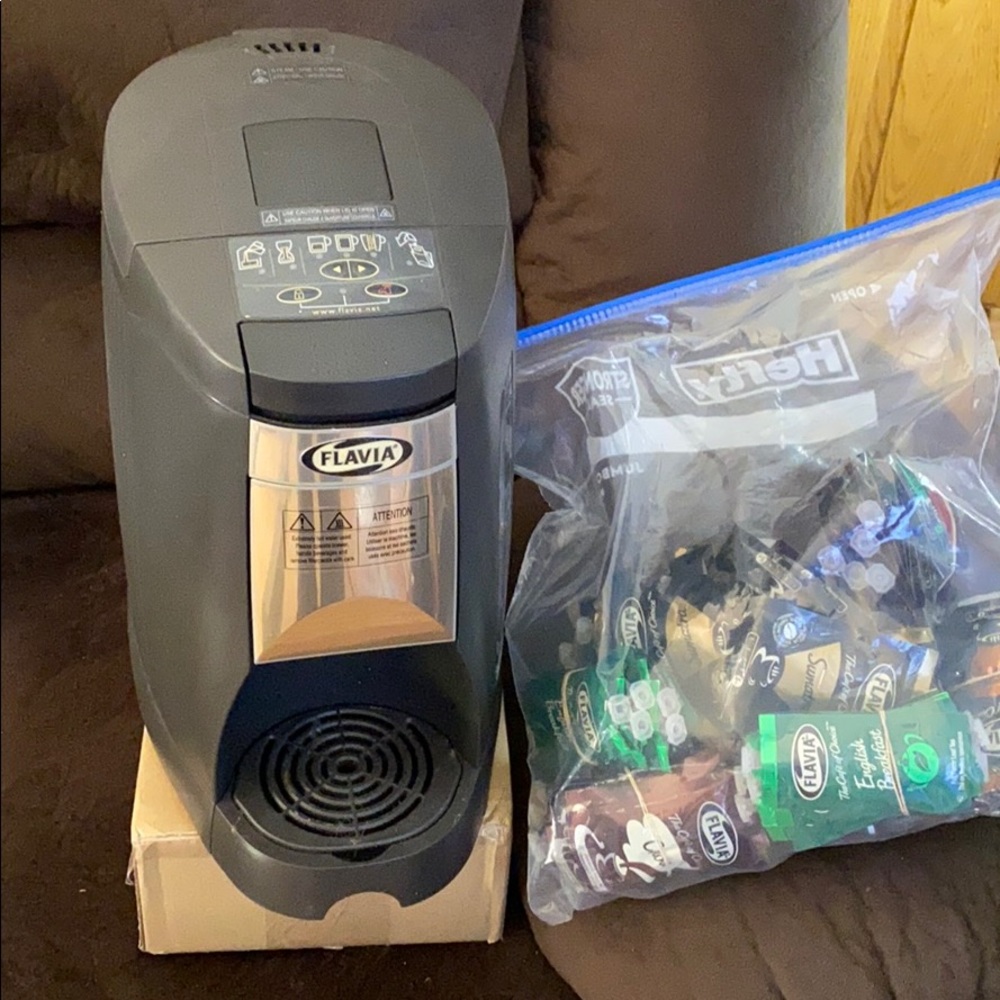 Coffee-Tea-Hot Chocolate Maker.     Never Used